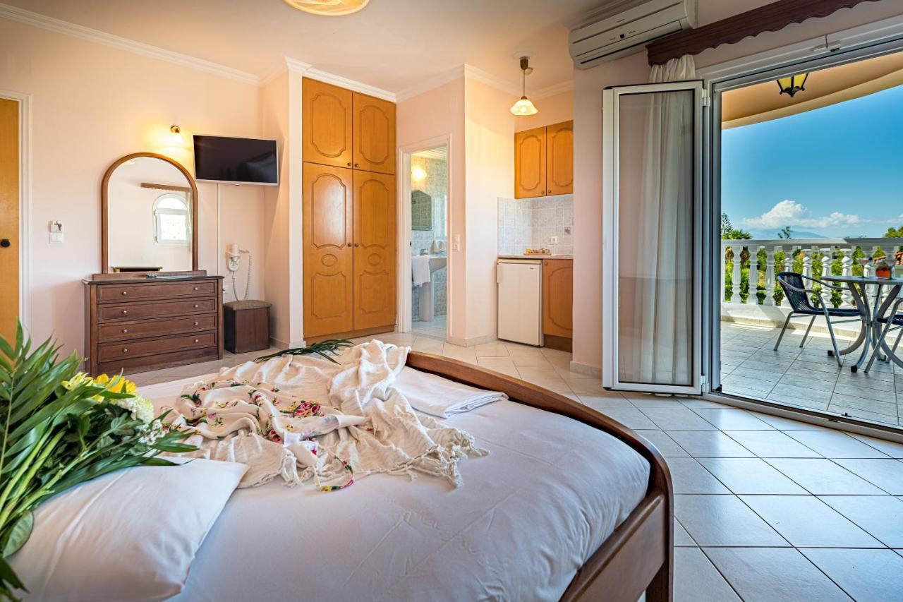 Dinos Hotel Tsilivi  Bagian luar foto