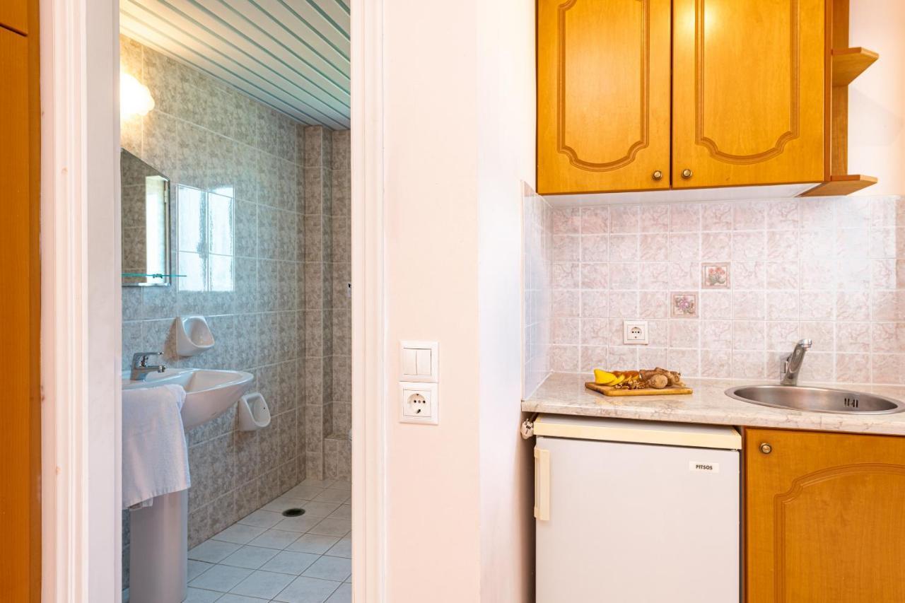 Dinos Hotel Tsilivi  Bagian luar foto