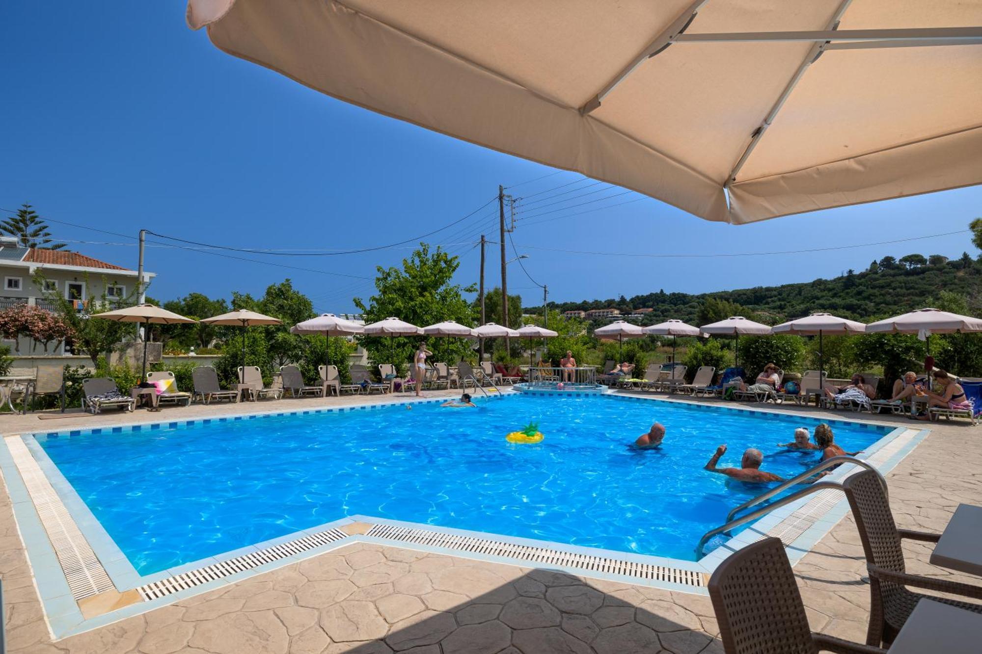 Dinos Hotel Tsilivi  Bagian luar foto